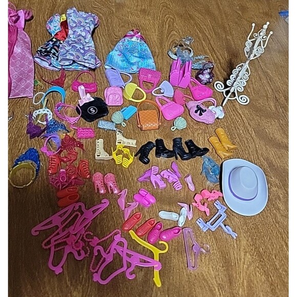 Barbie Fashion Dolls Mix Match fashion Boutique items Dress shoes jewelry - Picture 2 of 16